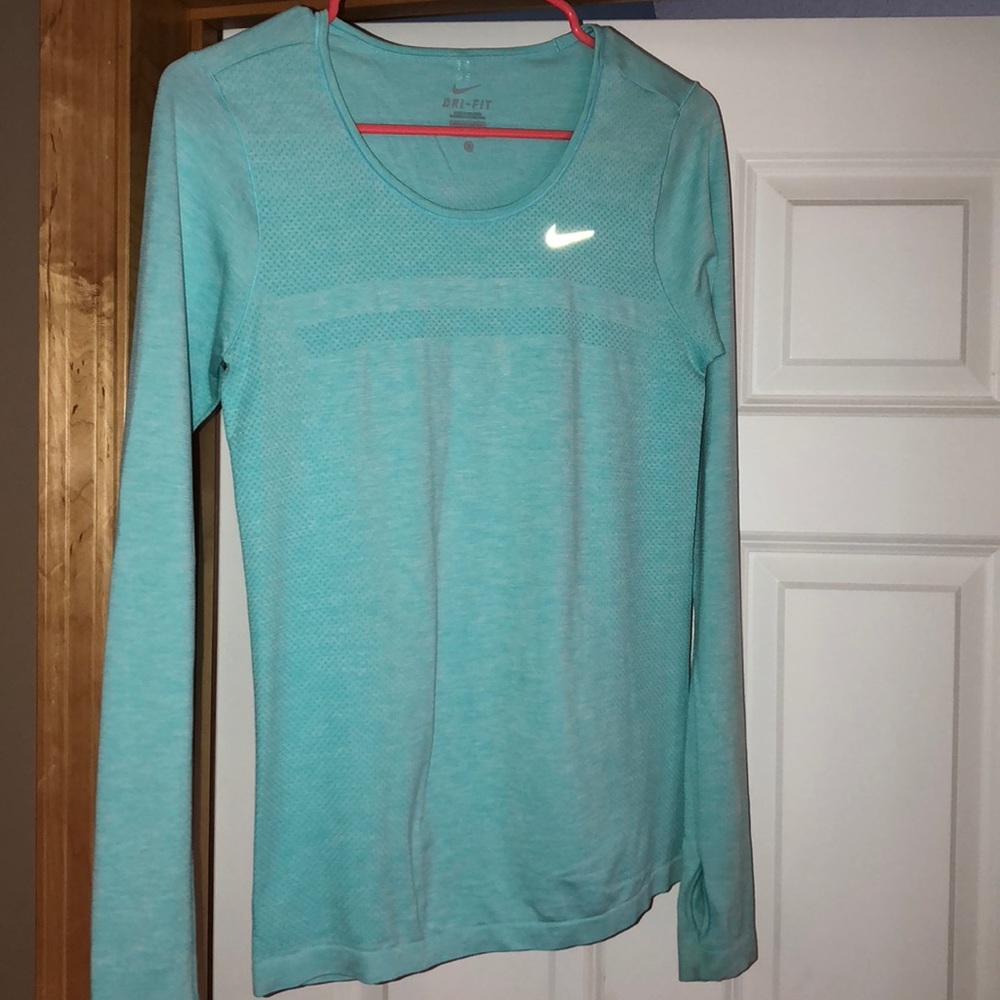 Nike dri fit long sleeve